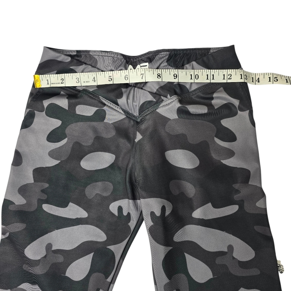 Mini Beast V Front Gray Camo Workout Leggings - Picture 3 of 6